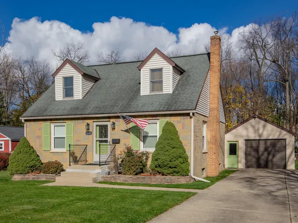 3430 Iroquois Trl, Kalamazoo, MI 49006