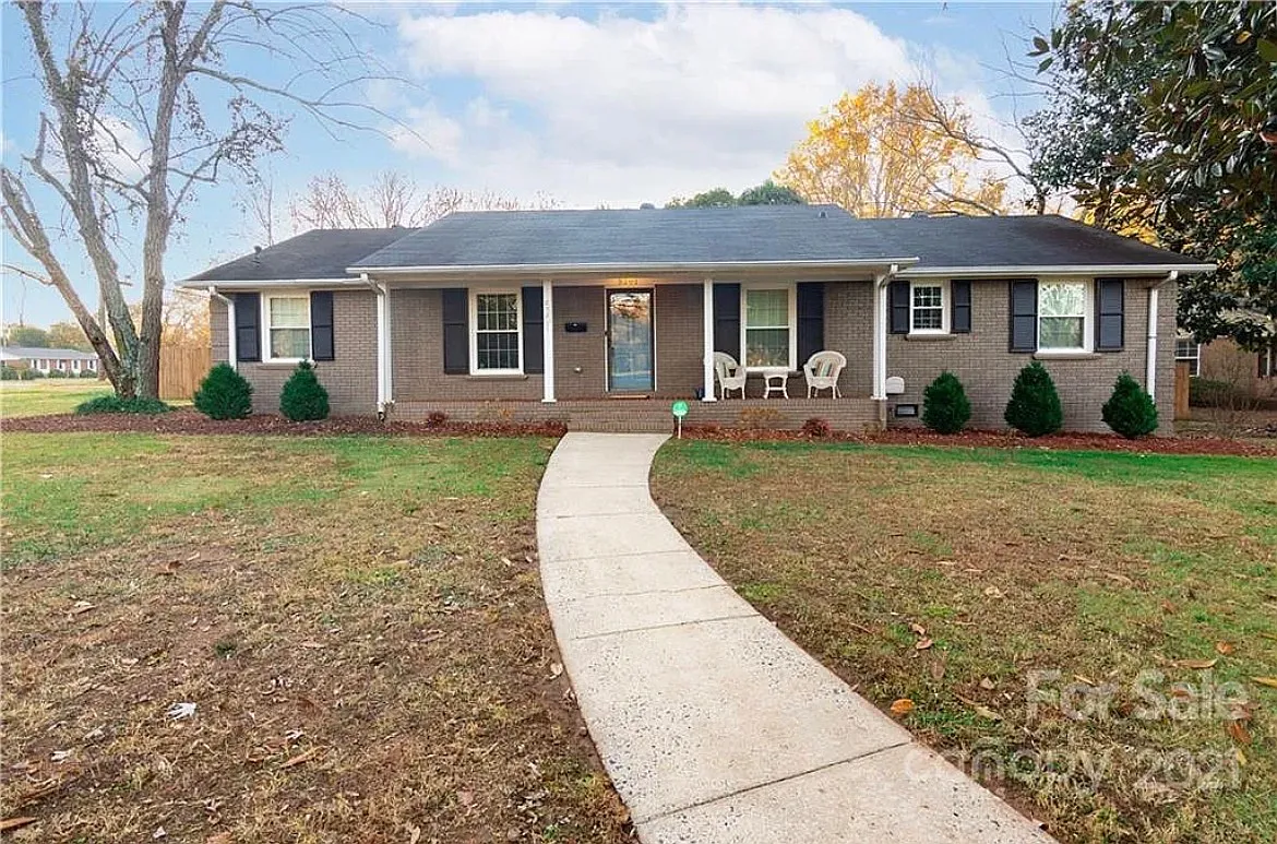 4 bed, 1774 sqft, $3,200 — Photo 1