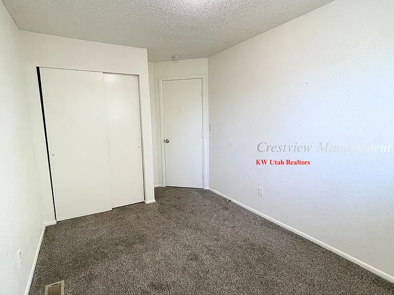 Tanner Duplex — Photo 9