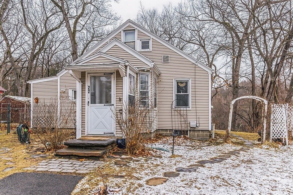 22 Bluemer Rd, Southampton, MA 01073 Zillow