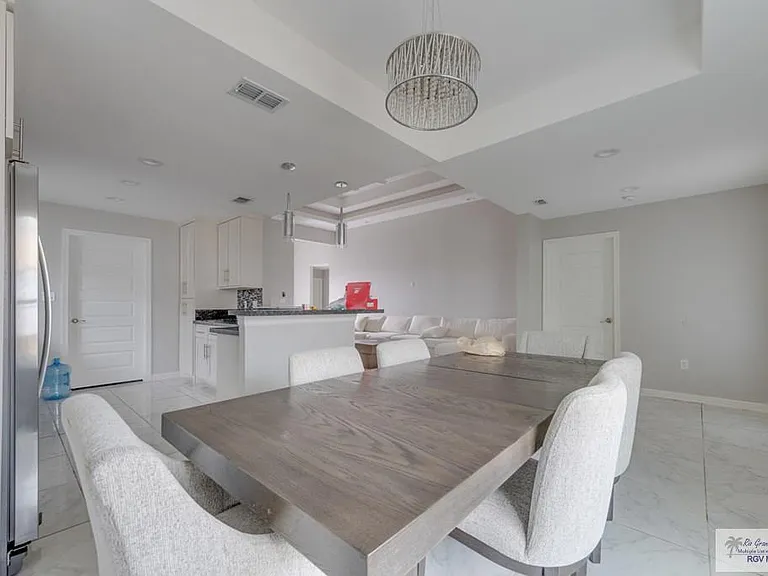 2688 Naples St — Photo 3