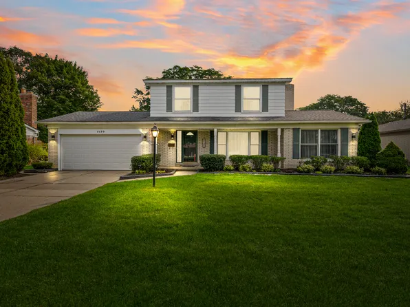 5130 Babbit Dr, Troy, MI 48085