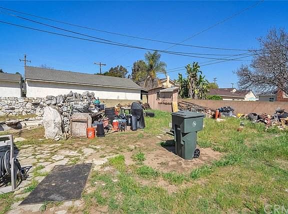 4th image of 1839 Santa Fe Ave