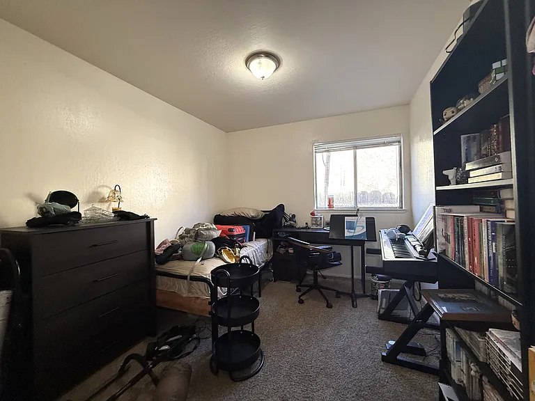 390 Ash St #3 — Photo 7