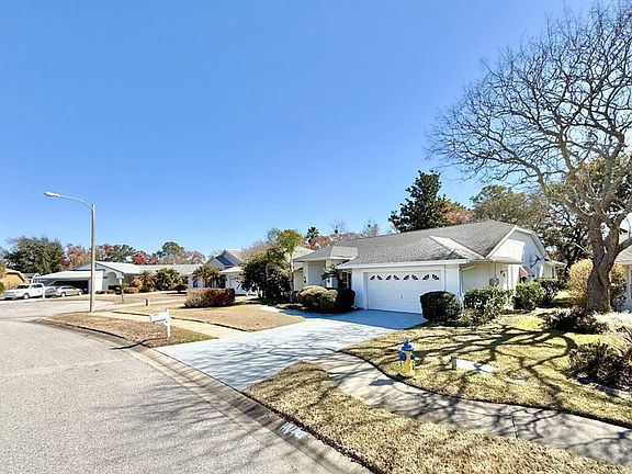 4th image of 8640 Ashbury Dr