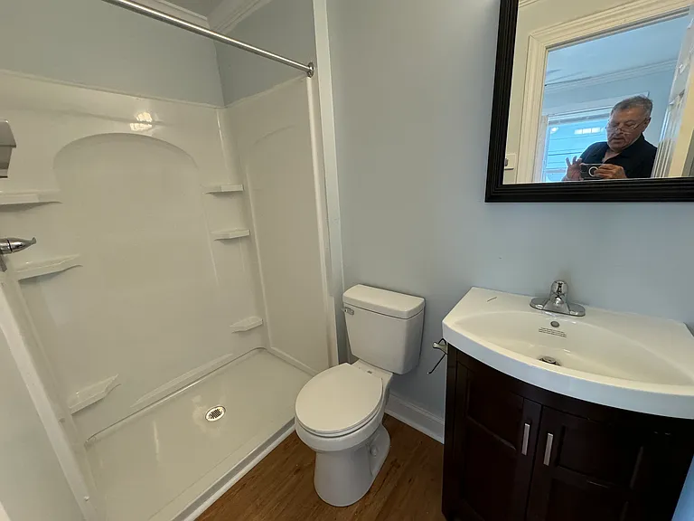 211 E Kingsley St — Photo 22