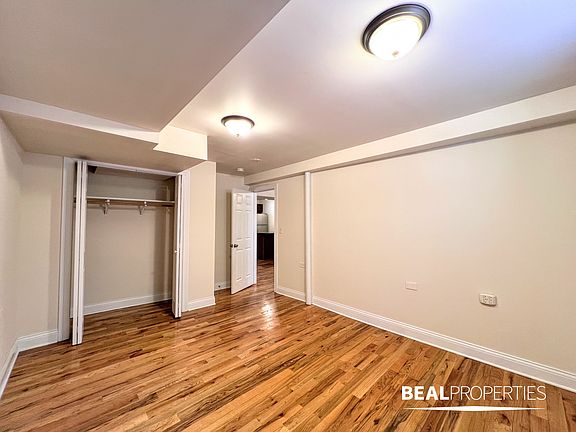 4th image of 1115-27 W Oakdale Ave #1B-1Ba