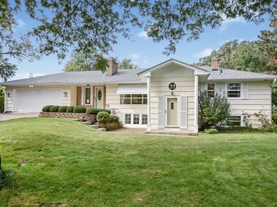 1639 Constance Dr E, Golden Valley, MN, 55422