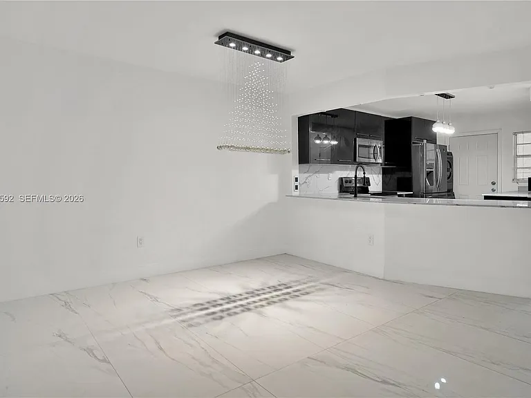 1750 NE 191st St #710-2 — Photo 8