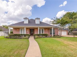 1121 Mission Hills Dr, College Station, TX 77845