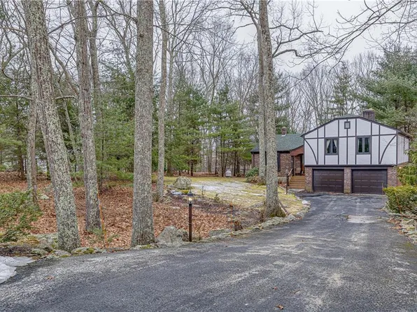 169 Franklin Rd, Scituate, RI 02825