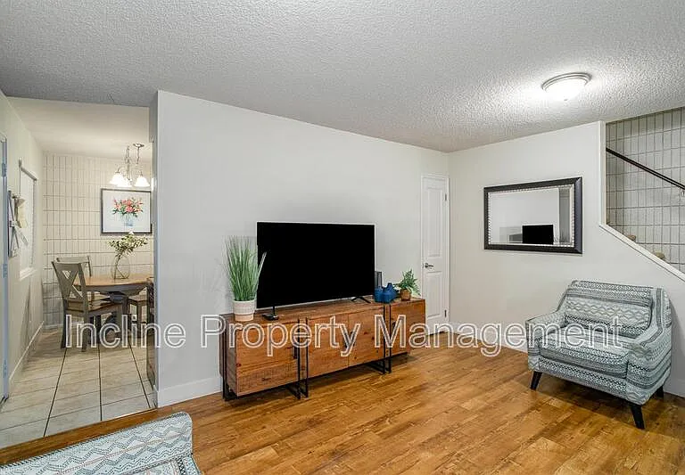 781 N Valley View Dr #16 — Photo 21