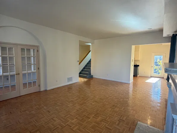 127 W 9th St #2R, Cincinnati, OH 45202