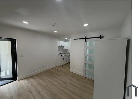 212 Beacom Blvd — Photo 6