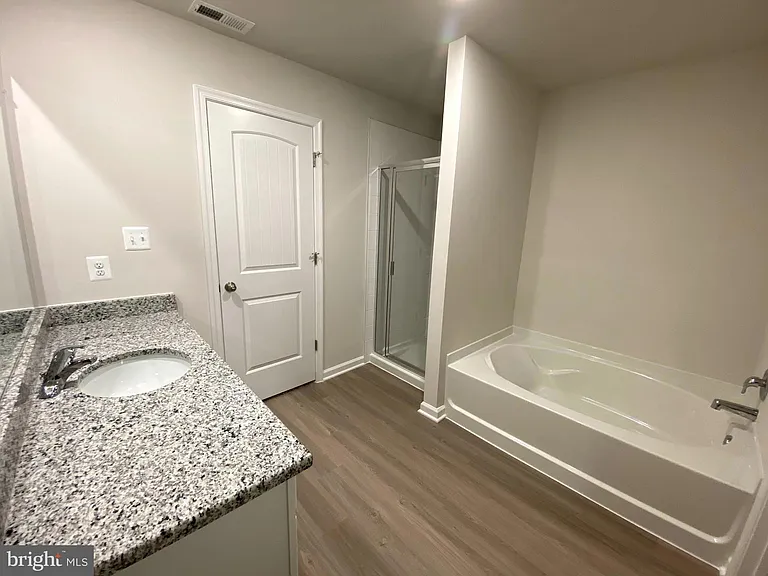 135 Cramsford St — Photo 2
