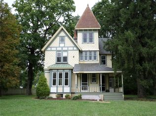 603 Saint Louis St, Edwardsville, IL 62025