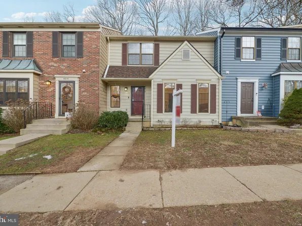 6017 Scarborough Commons Ln, Burke, VA 22015