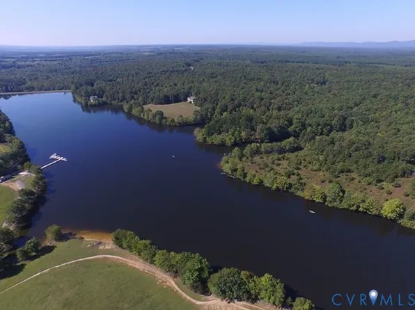 236 Oakmont Dr #236, Gordonsville, VA 22942