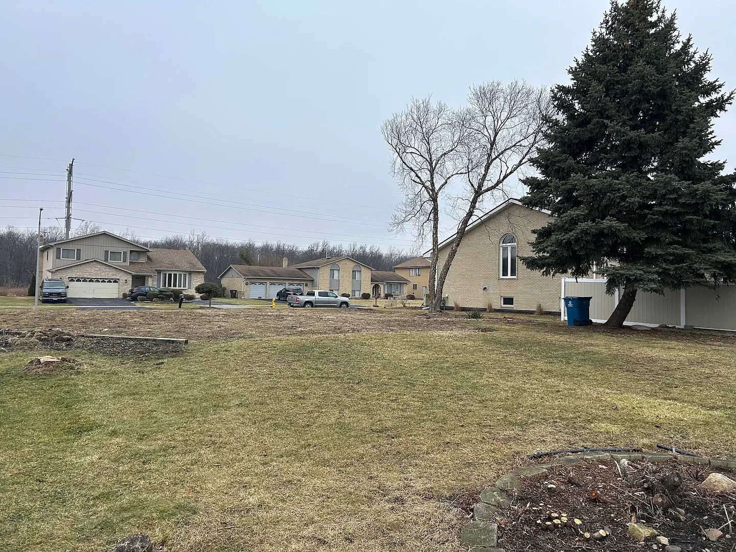 18619 Laramie Rd photo 1