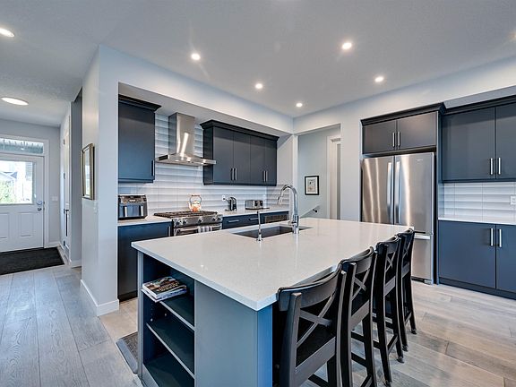5th image of 4436 Kinsella Grn SW