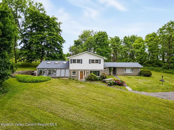 21 Courts Lane, Hudson, NY 12534