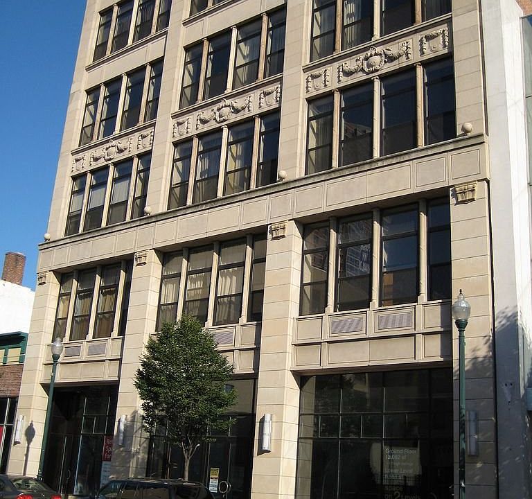 25 Leroy Place