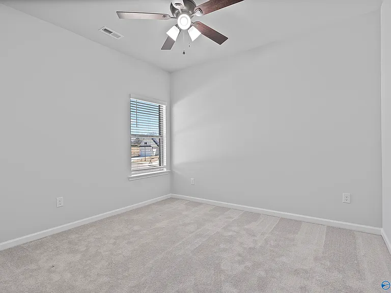 210 Osceola Cir — Photo 4