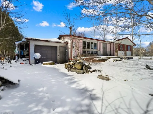 1568 Pilon Rd, Clarence Rockland, ON K0A 1N0