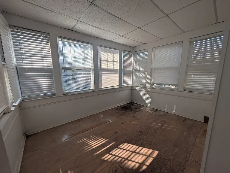 85 Hubinger St #2B — Photo 7