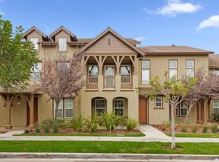 316 Elk River Pl, Oxnard, CA 93036