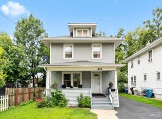 414 Beach St, Aurora, IL 60505