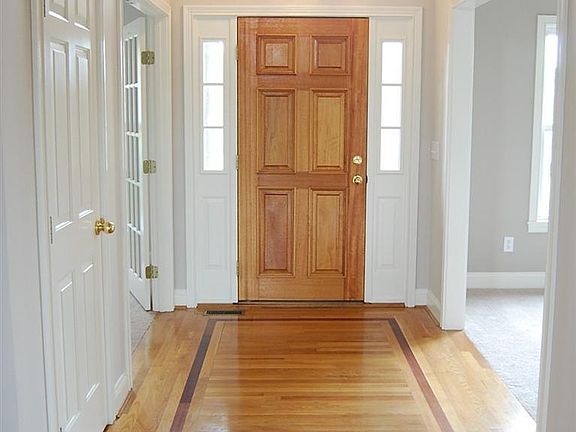3rd image of 6272 Allison Ct