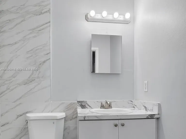 2109 Catherine Dr #4 — Photo 19
