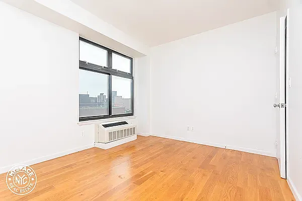 Rented by MySpaceNYC | media 4