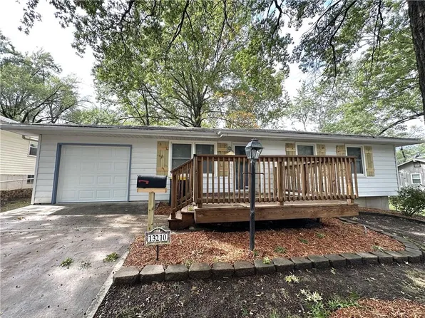 13210 McGee St, Kansas City, MO 64145
