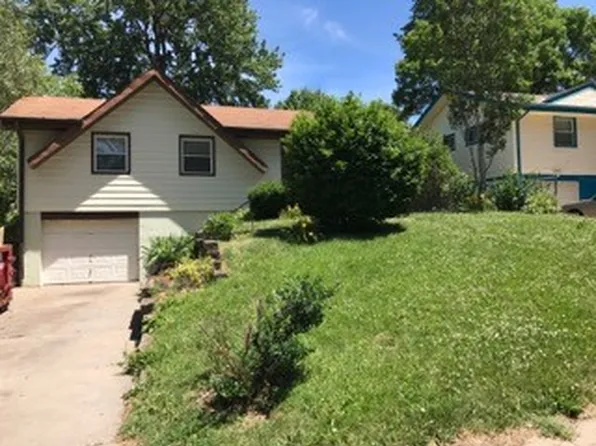 4725 N 65th St, Omaha, NE 68104