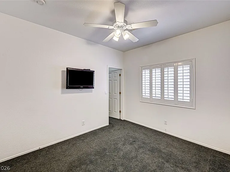 900 Royal Plum Ln — Photo 31