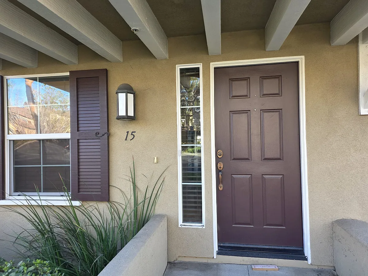 Building Photo - 15 Agave Ct