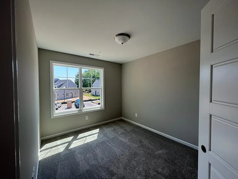 713 Hadstock Path — Photo 6