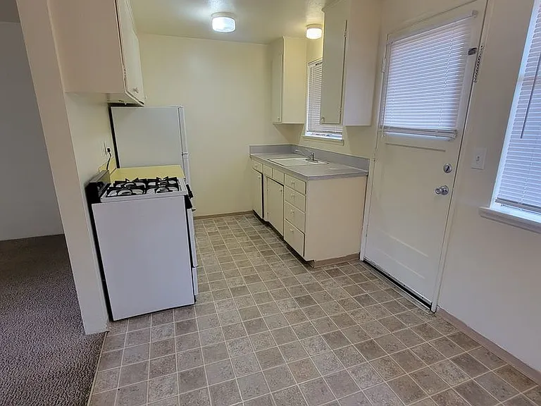 Lake Huson Apartments - Joint ownership — Photo 5