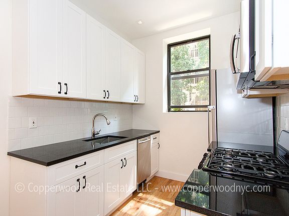 2nd image of 310 E 85th St APT 2A