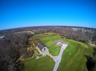 1805 Greenleaf Ln, Milford, OH 45150