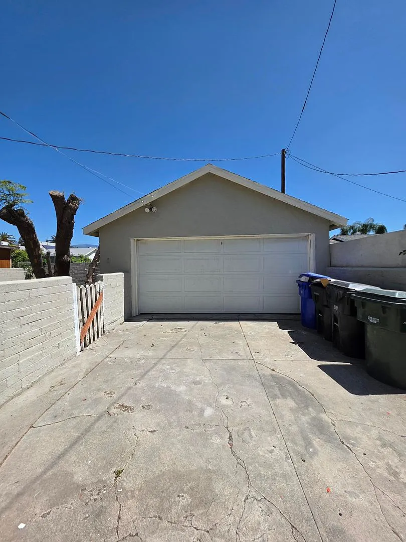 Look At The Porch!! — Photo 3