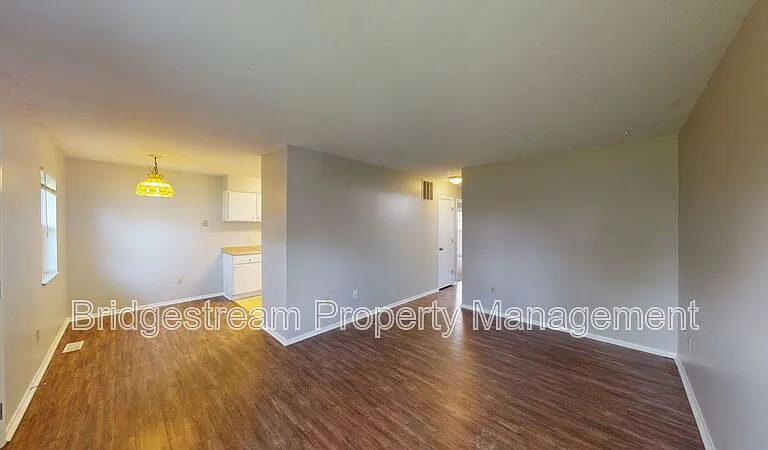 7617 Essington Cir — Photo 3