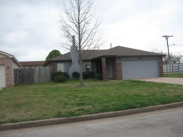 1008 E 64th St S, Tulsa, OK 74136
