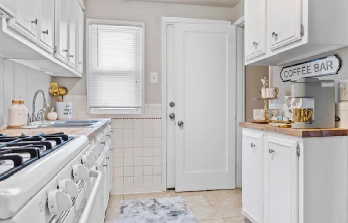 Stone Rental — Photo 3