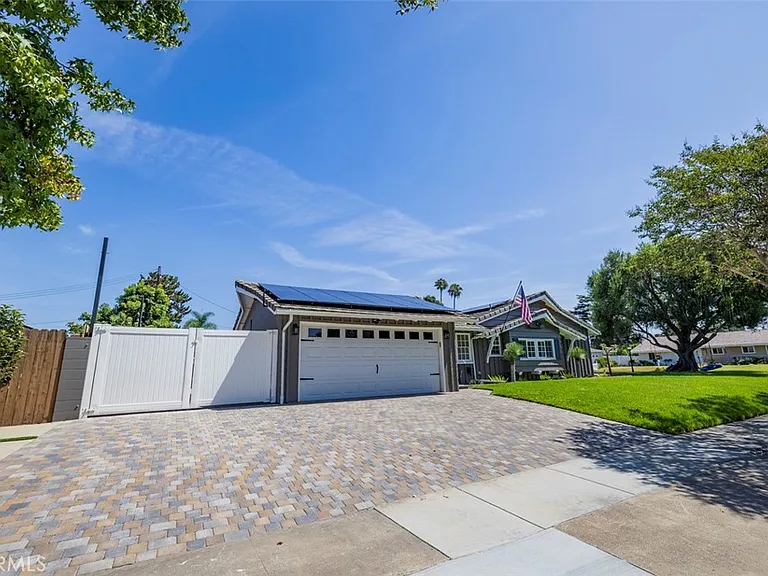 13591 Flint Dr — Photo 7