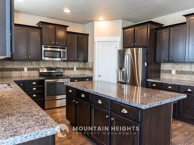 3953 W Sand Lake Dr — Photo 9