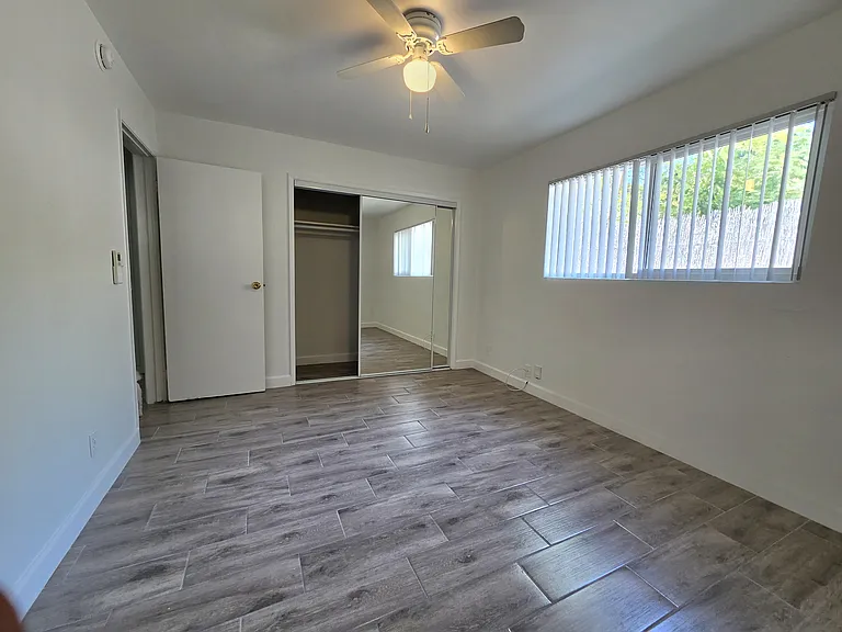 2910 Lincoln Park Ave — Photo 45