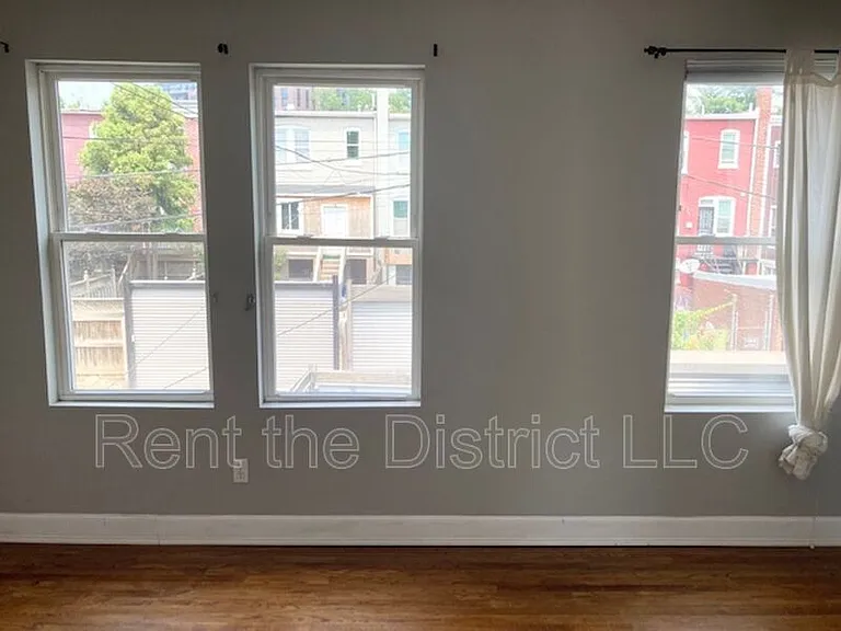 624 Orleans Pl NE — Photo 13